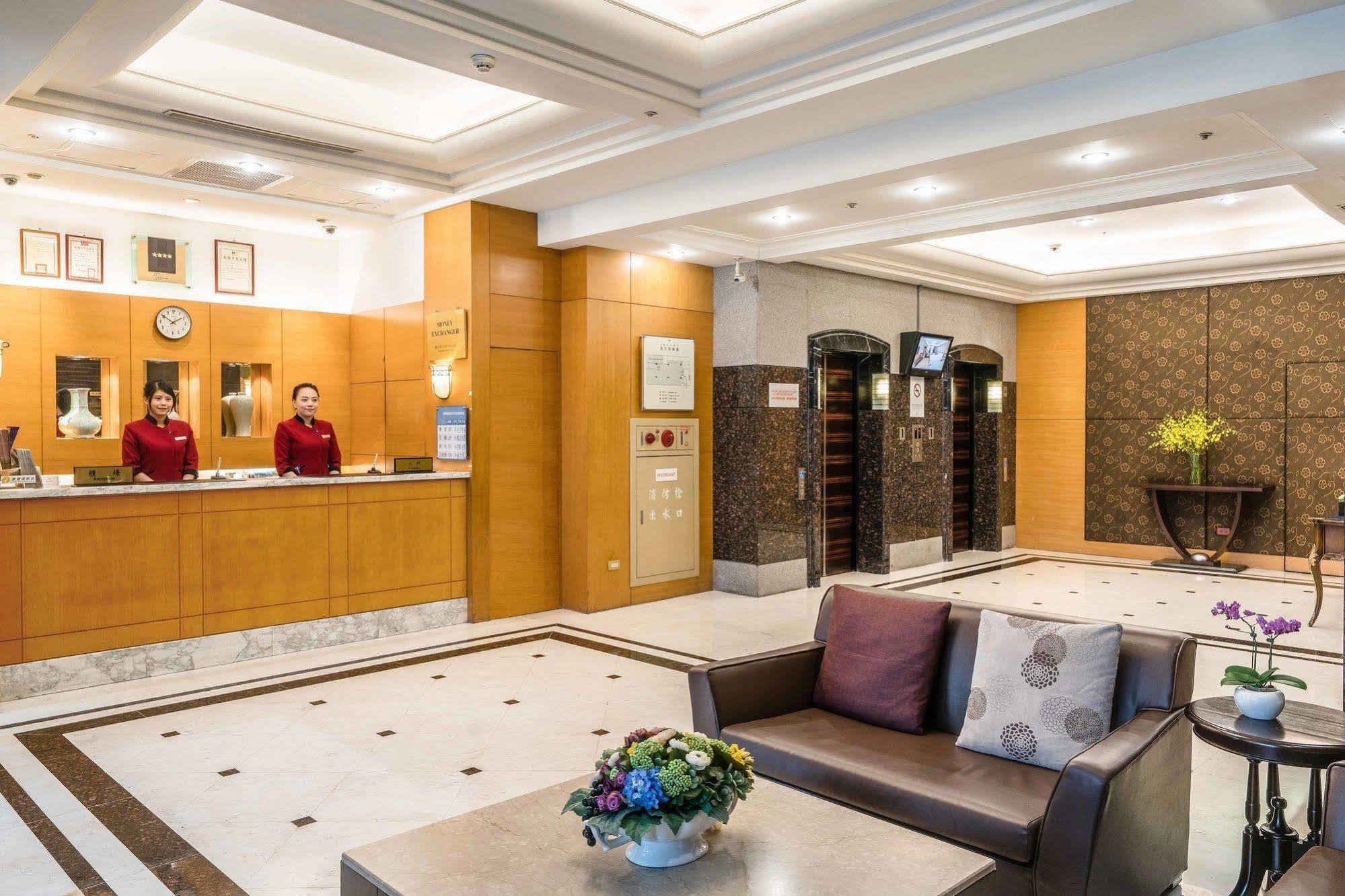 Fullon Poshtel Jhongli Hotell Zhongli Eksteriør bilde